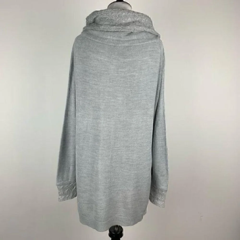 White stag sweater size XL 16-18 Gray metallic